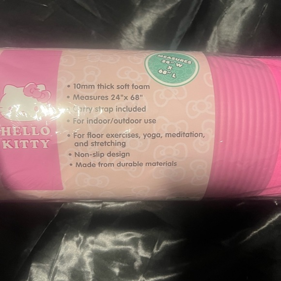 HELLO KITTY exercise mat , NWT - Picture 5 of 8